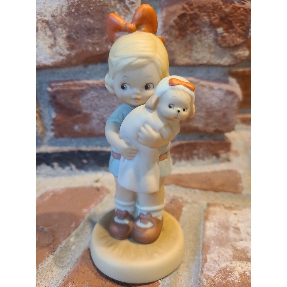 Memories of Yesterday "We Belong Together" Exclusive Membership Figurine 1991